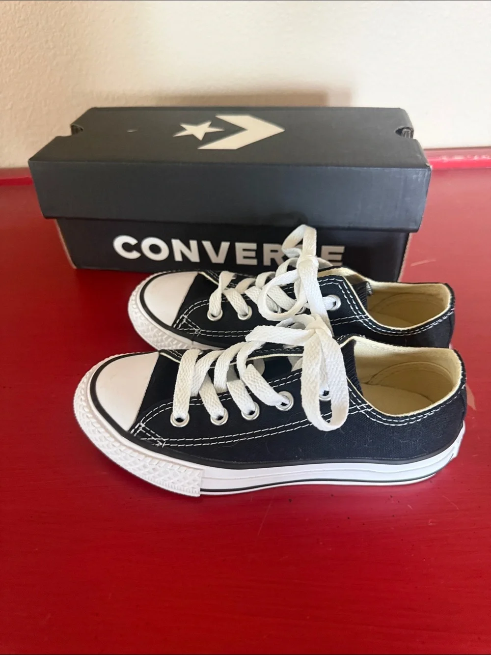 Converse classic low